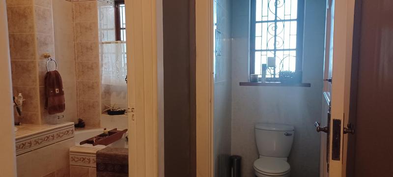 7 Bedroom Property for Sale in Plumstead Western Cape
